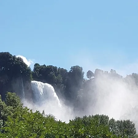 Via Benamati Oda ve Kahvaltı Cagli