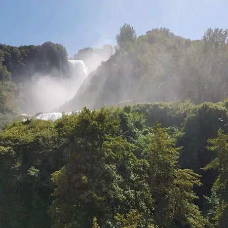 Oda ve Kahvaltı Via Benamati