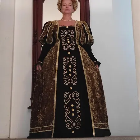 Oda ve Kahvaltı Via Benamati 3*