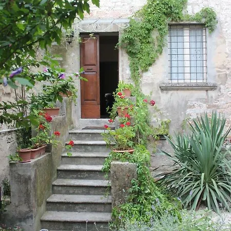 Via Benamati *